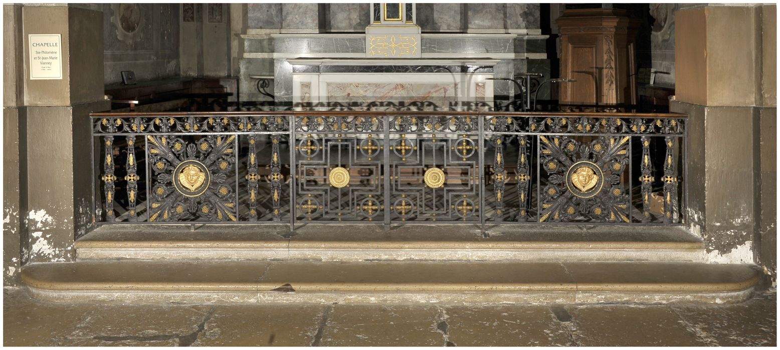 clôture de chapelle (table de communion)