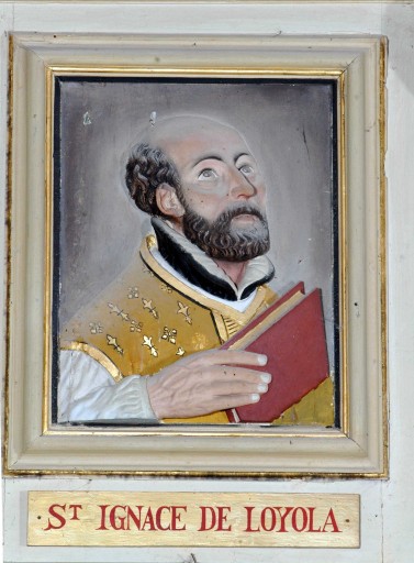 Bas-relief de saint Ignace de Loyola.