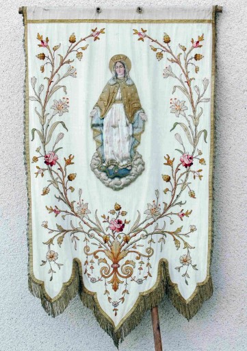 Bannière de la Vierge : avers.