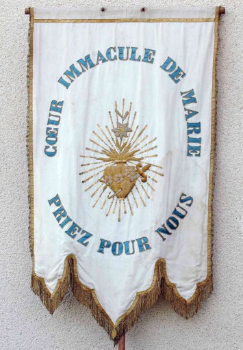 Bannière de la Vierge : revers.