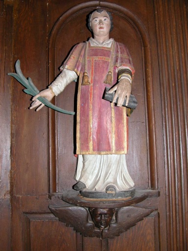 Vue de situation sur le côté sud du retable du choeur.