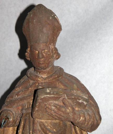 Statuette du tabernacle : détail du buste du saint évêque.