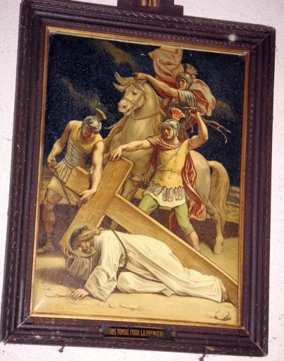 Station III : Jésus tombe pour la première fois.