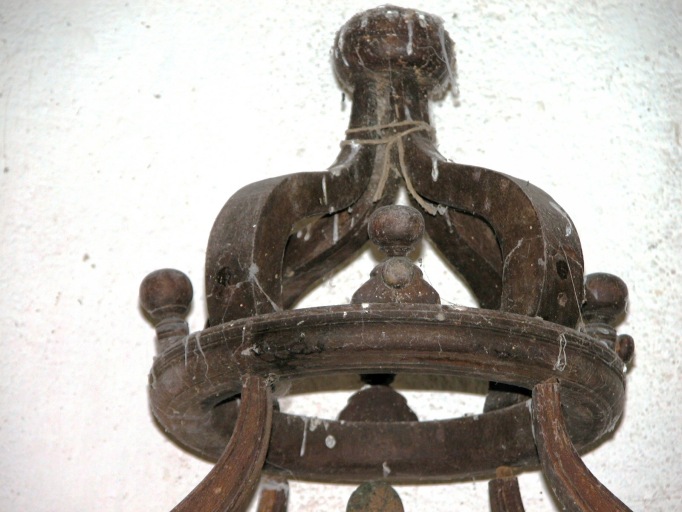 Détail du couronnement.