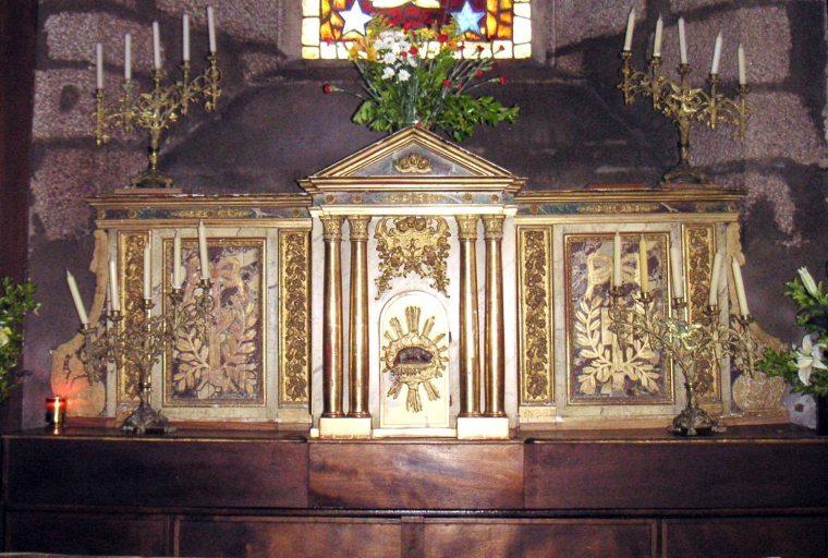Vue générale du tabernacle.