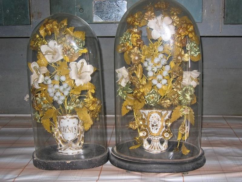 2 vases-bouquets d'autel