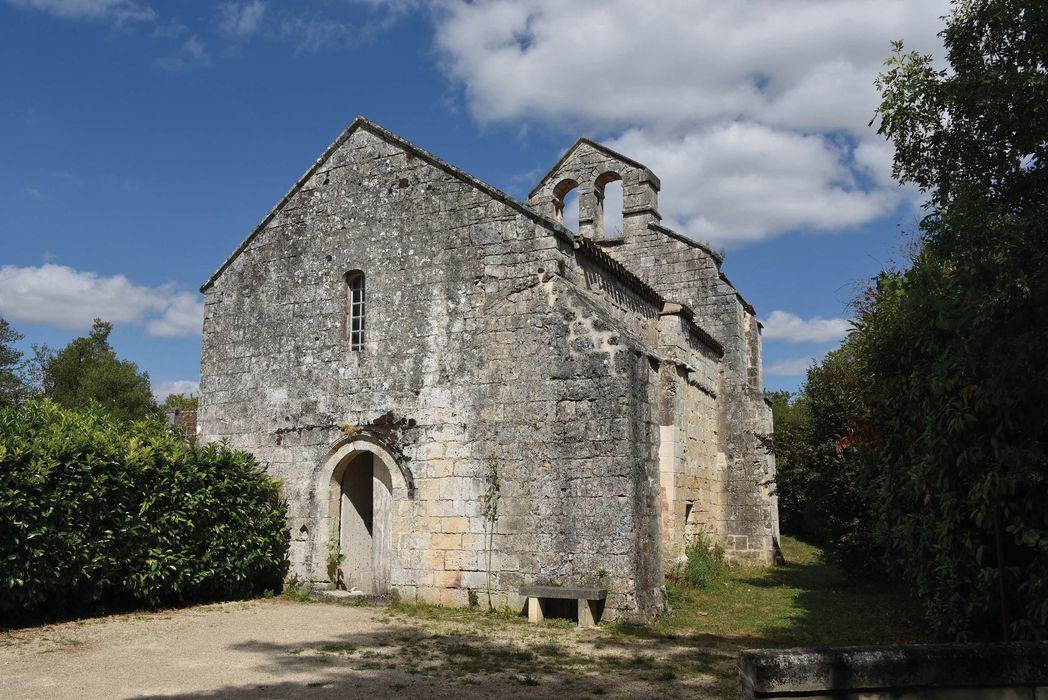 Ancienne église de Saint-Surin : Façade occidentale, vue générale