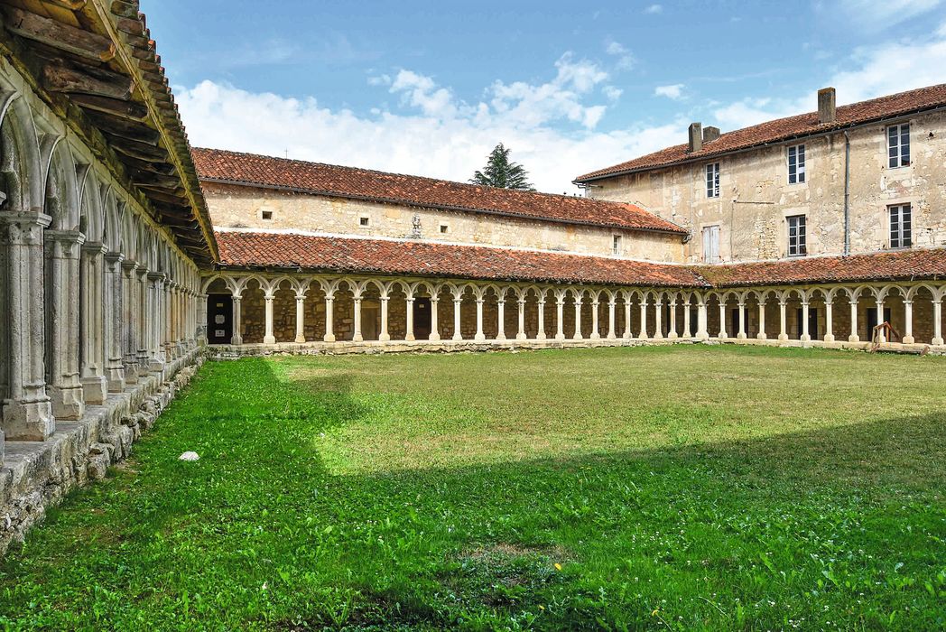 Couvent des Carmes : Cloître, vue générale