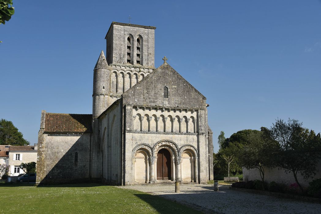 façade ouest, vue générale