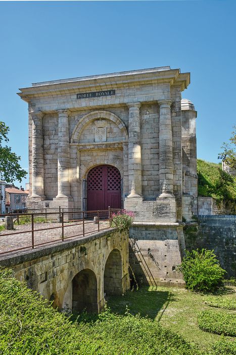 Porte Royale, avant-porte Royale et remparts avoisinants