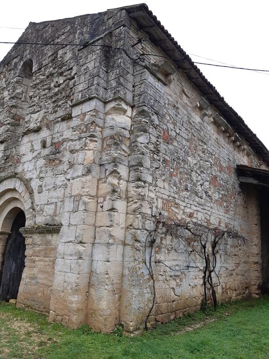 chapelle, façade latérale sud, vue partielle