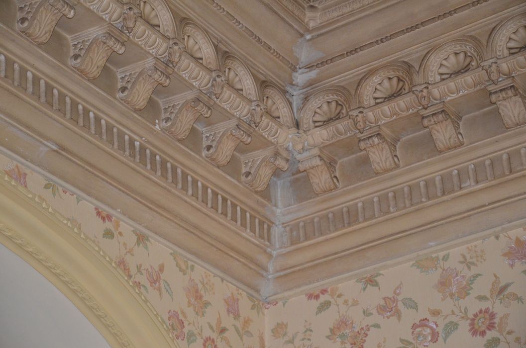 pavillon central, 1er étage, plafond, détail