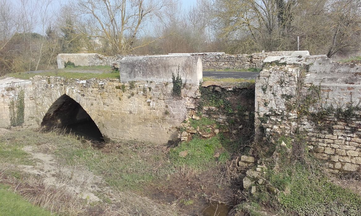 vue partielle du pont