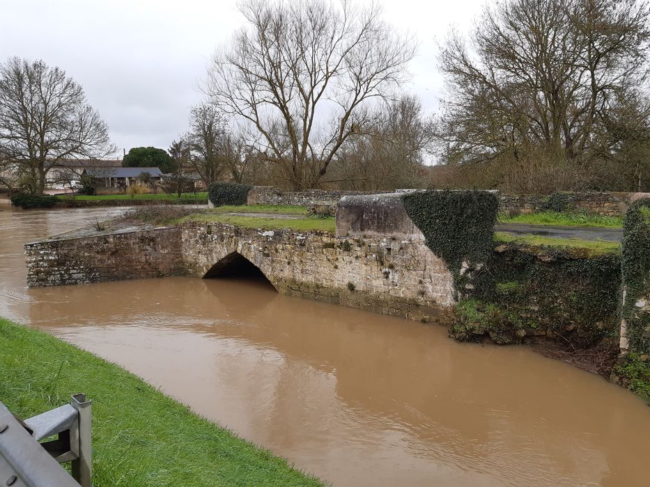 vue partielle du pont