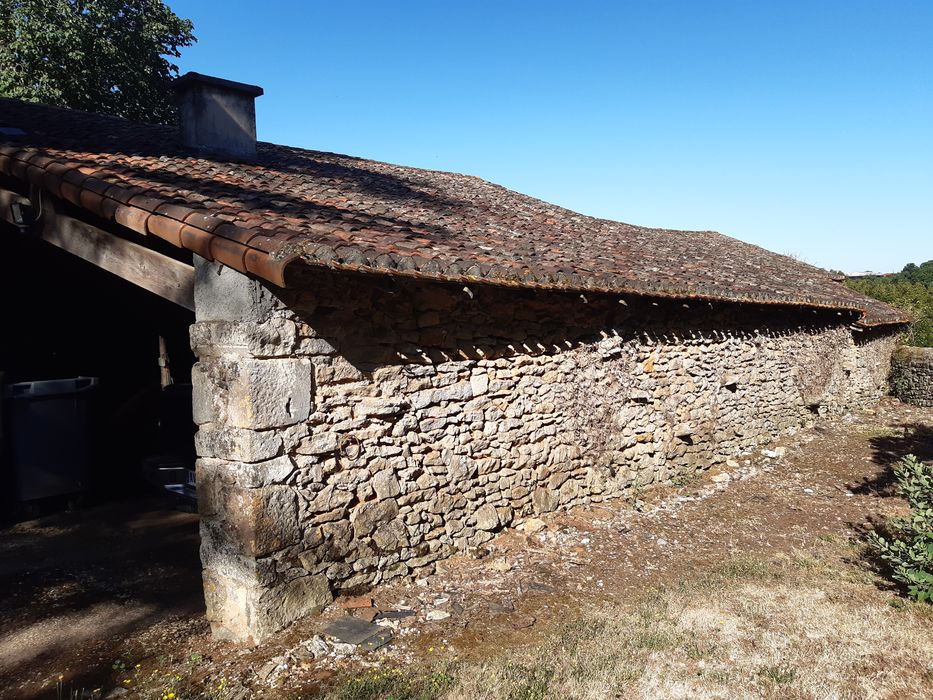 communs,ouest, vue partielle