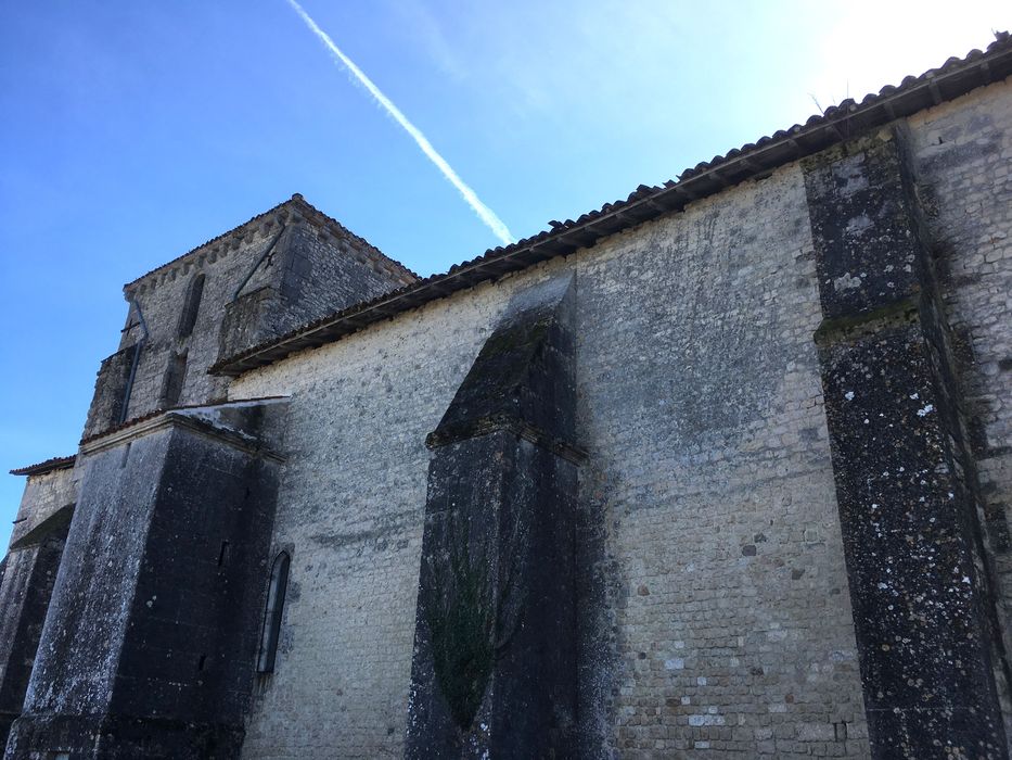 façade latérale nord, vue partielle