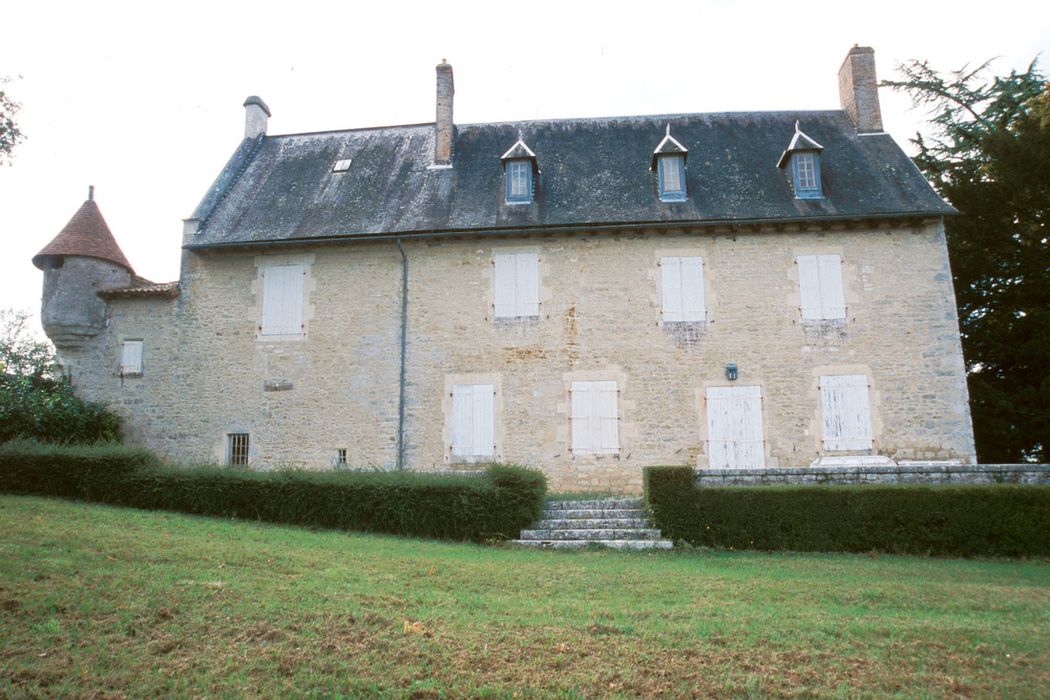 logis, façade est