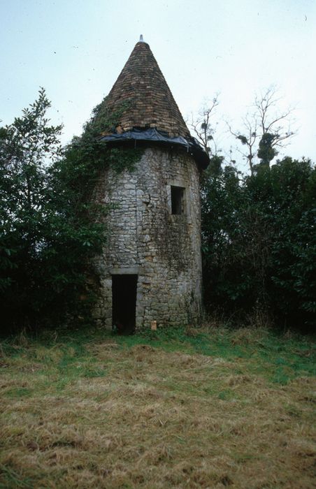 tour isolée ouest