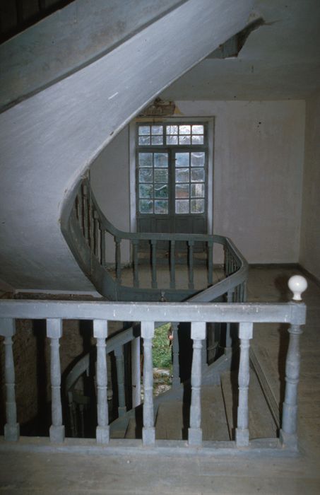 escalier, vue partielle