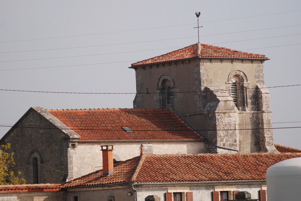 vue partielle de l'église depuis le Sud-Ouest