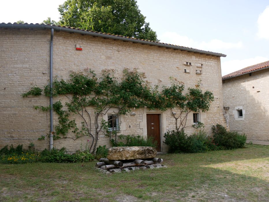 façade nord sur cour