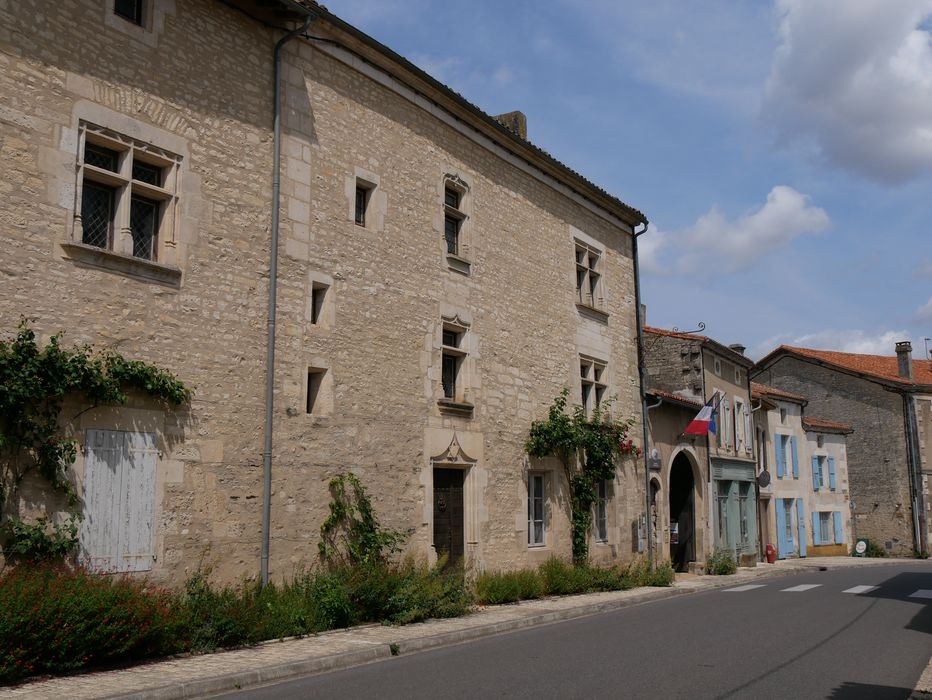 façade sur rue