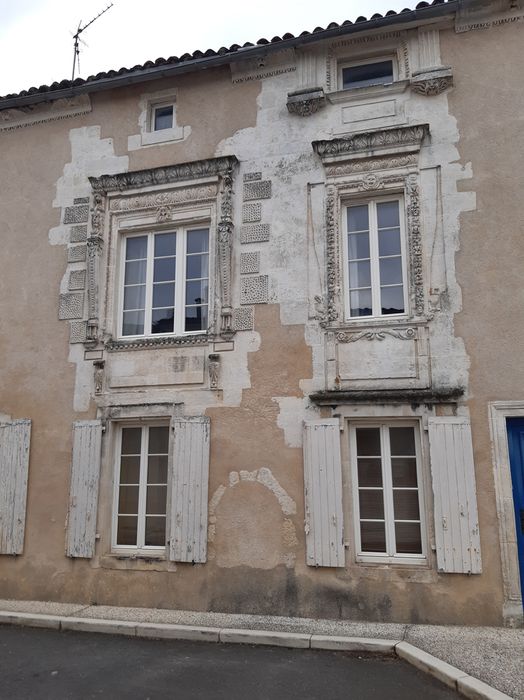 façade sur rue