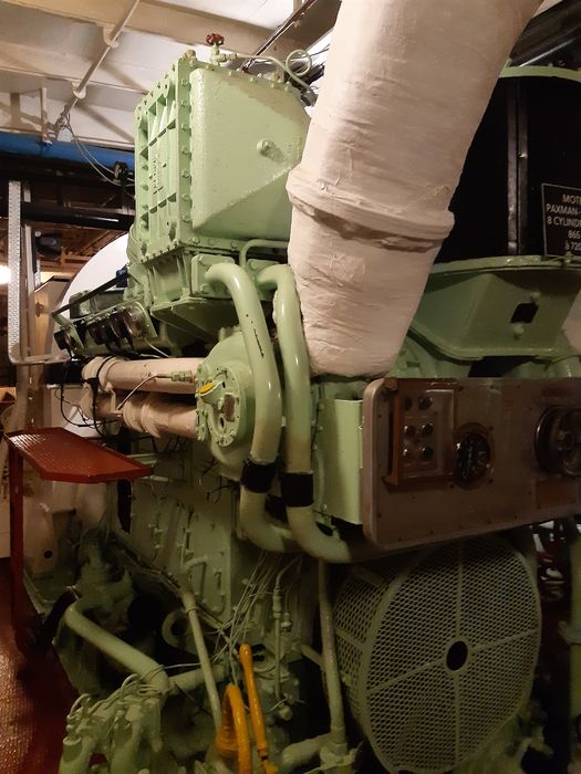 bateau météorologique (frégate) : France I, aménagement intérieur
