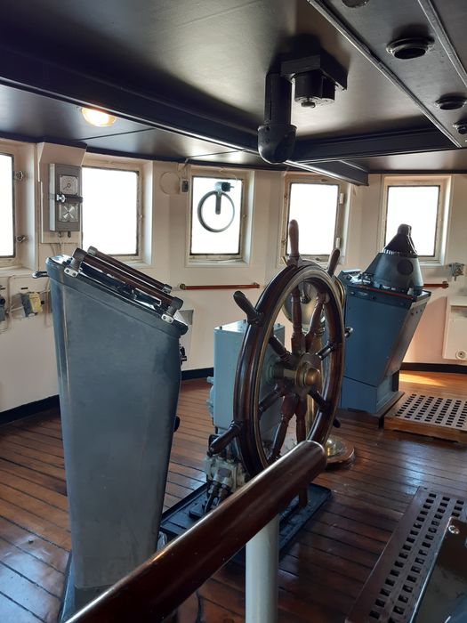 bateau météorologique (frégate) : France I, aménagement intérieur