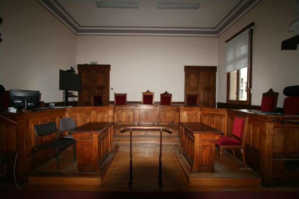 salle de 1ère instance