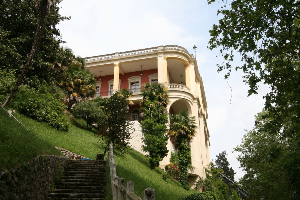 façade ouest, vue partielle