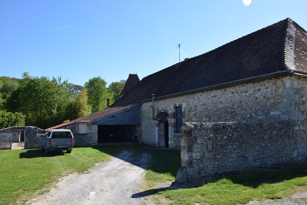 communs, aile ouest, façade ouest