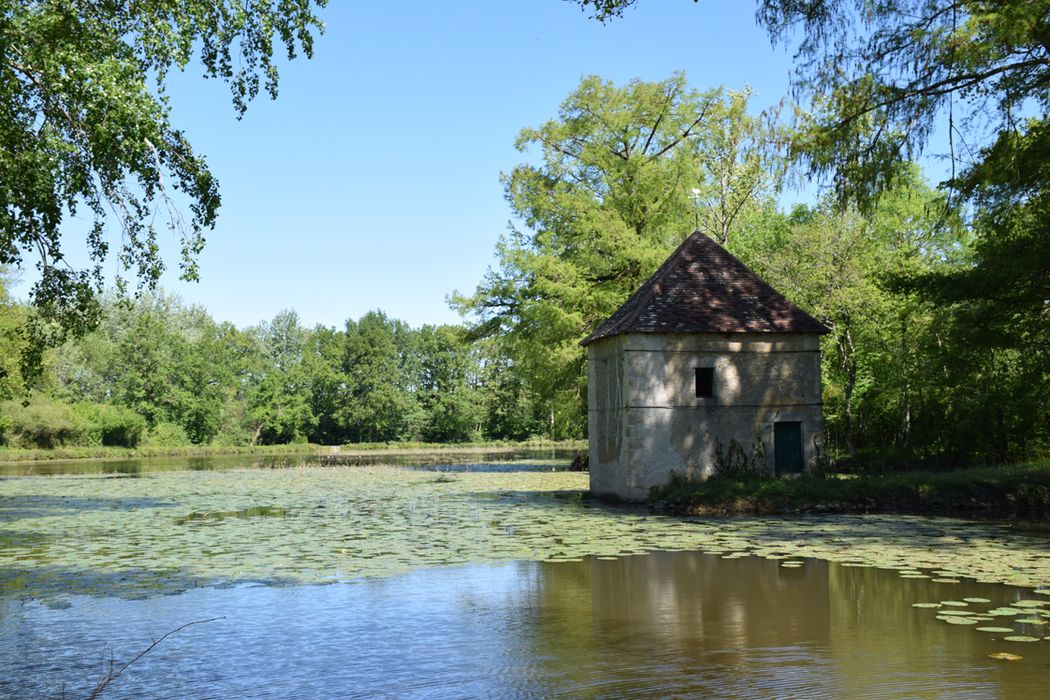 parc, détail d'un pavillon