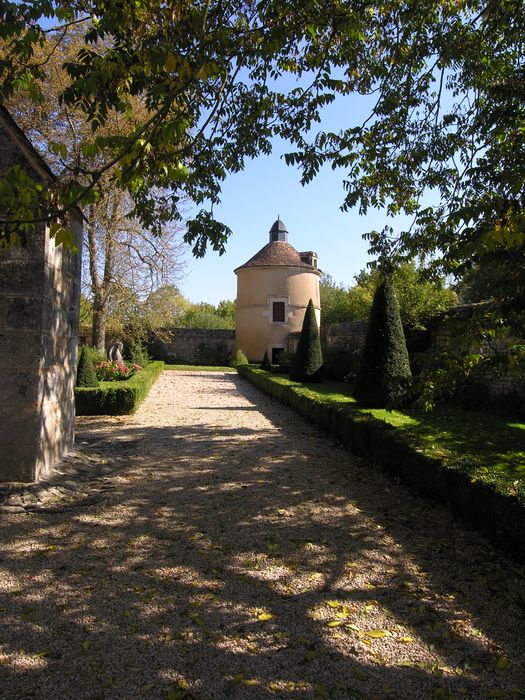 pigeonnier depuis l’Ouest