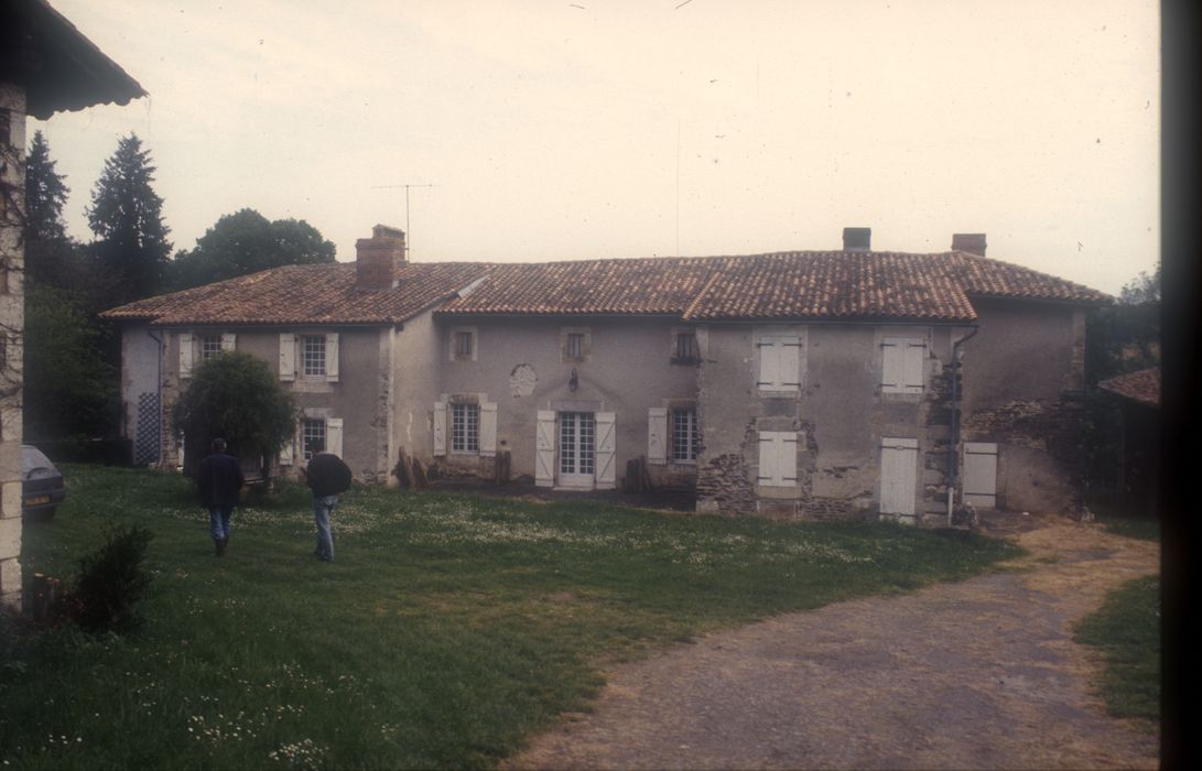 logis, façade sud-ouest