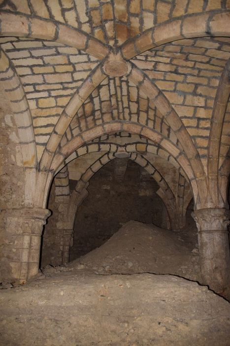 cave, vue partielle