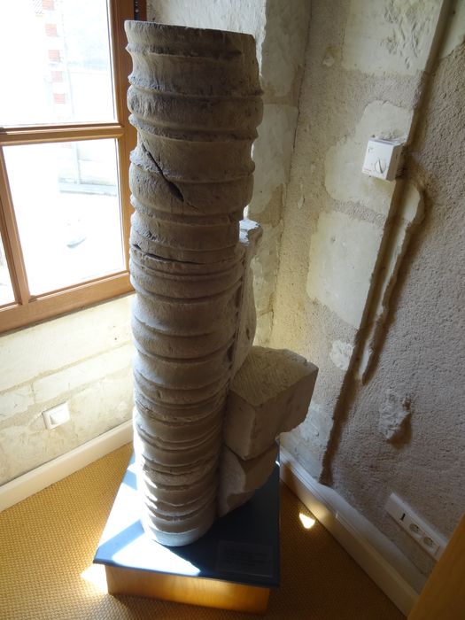 colonne (fragment lapidaire)