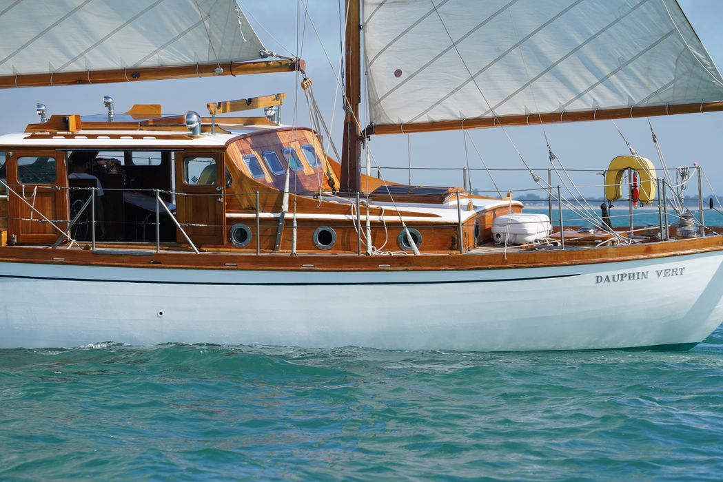 bateau de plaisance : ketch dit Dauphin vert