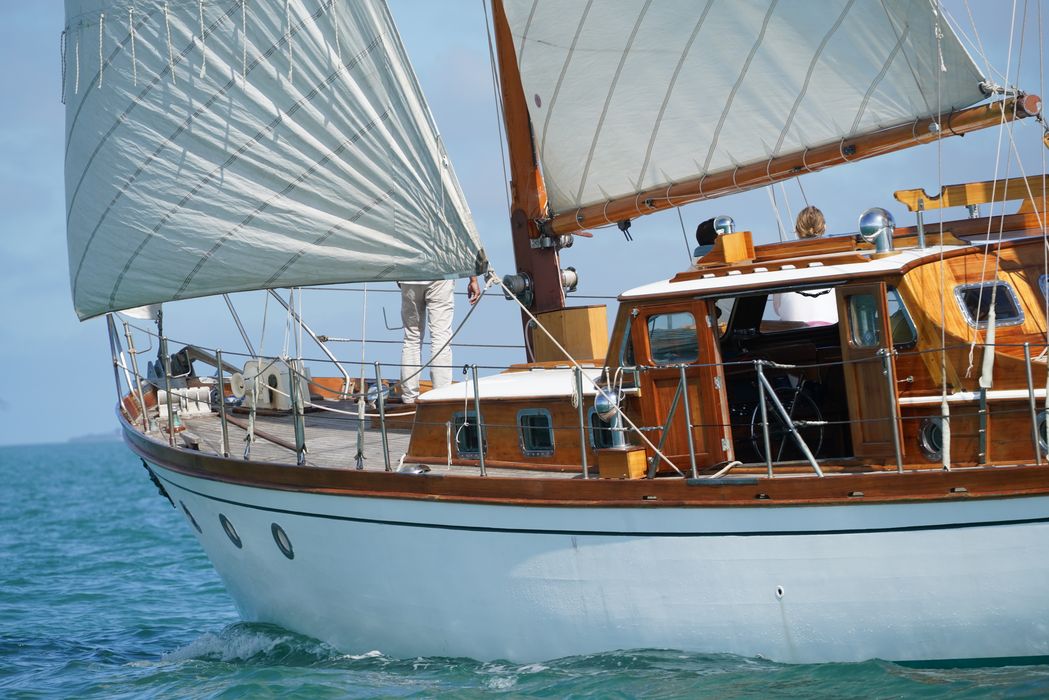 bateau de plaisance : ketch dit Dauphin vert