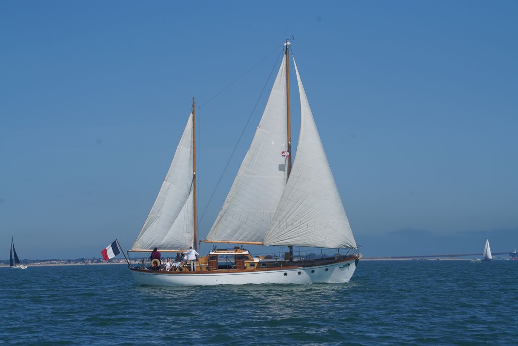 bateau de plaisance : ketch dit Dauphin vert