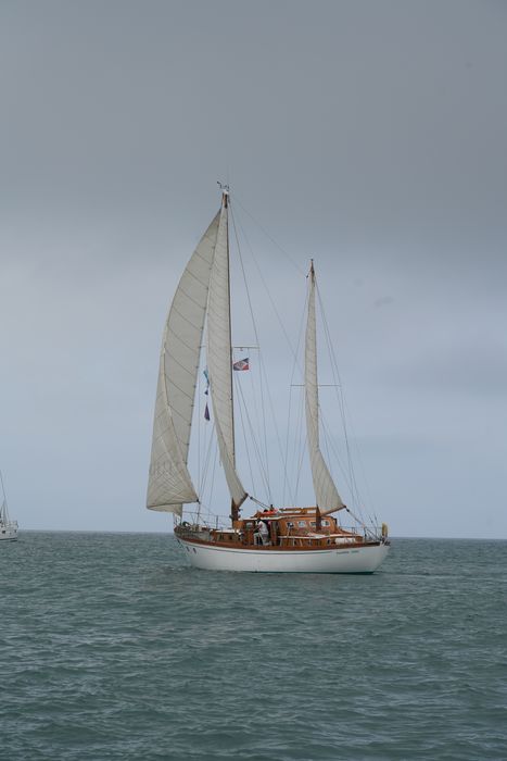 bateau de plaisance : ketch dit Dauphin vert