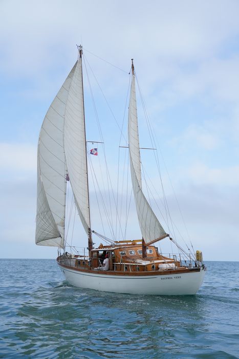 bateau de plaisance : ketch dit Dauphin vert