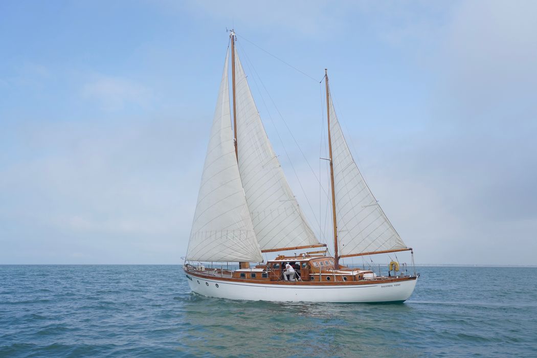 bateau de plaisance : ketch dit Dauphin vert