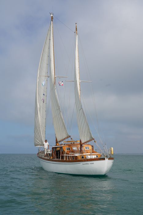 bateau de plaisance : ketch dit Dauphin vert