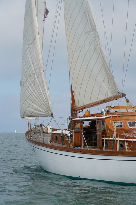 bateau de plaisance : ketch dit Dauphin vert