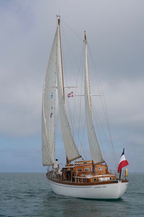 bateau de plaisance : ketch dit Dauphin vert