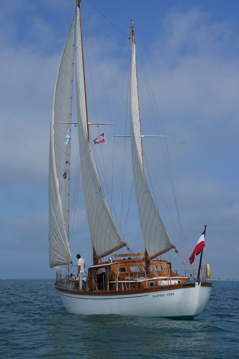 bateau de plaisance : ketch dit Dauphin vert