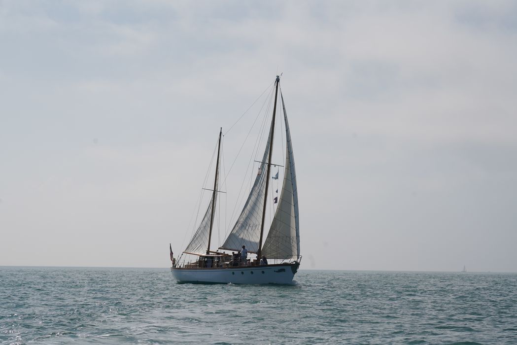 bateau de plaisance : ketch dit Dauphin vert