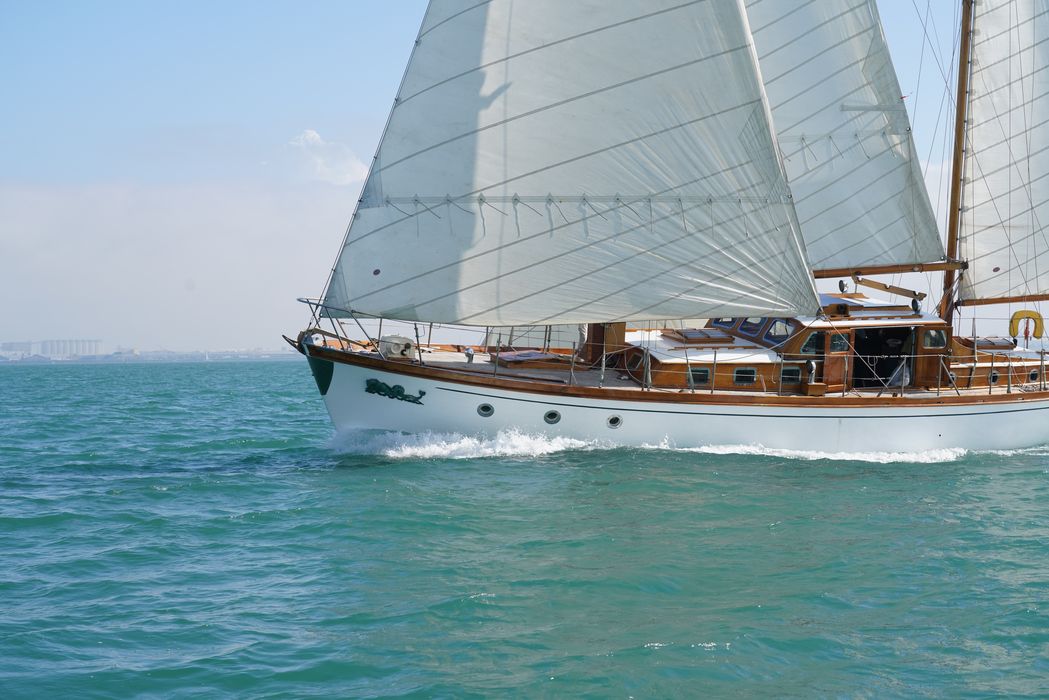 bateau de plaisance : ketch dit Dauphin vert