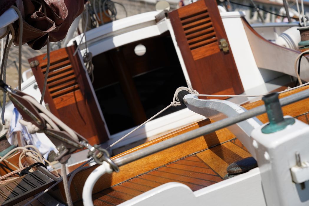 bateau de plaisance : canot, MN 6463, dit 'Petit salé'